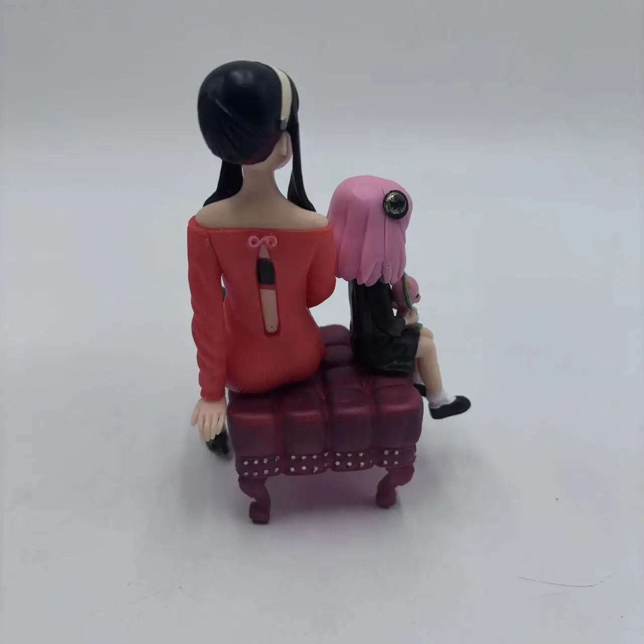 Spy x Family Yor & Anya Forger Figure – Anime Collectible Statue – Desk Decor & Fan Gift
