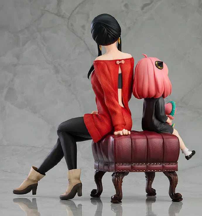 Spy x Family Yor & Anya Forger Figure – Anime Collectible Statue – Desk Decor & Fan Gift