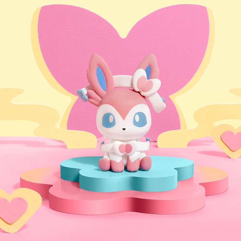 Pokémon Pokéball Mini Figure Toy Set – Eeveelutions, Pikachu, Starter & Classic Characters