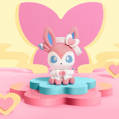 Pokémon Pokéball Mini Figure Toy Set – Eeveelutions, Pikachu, Starter & Classic Characters