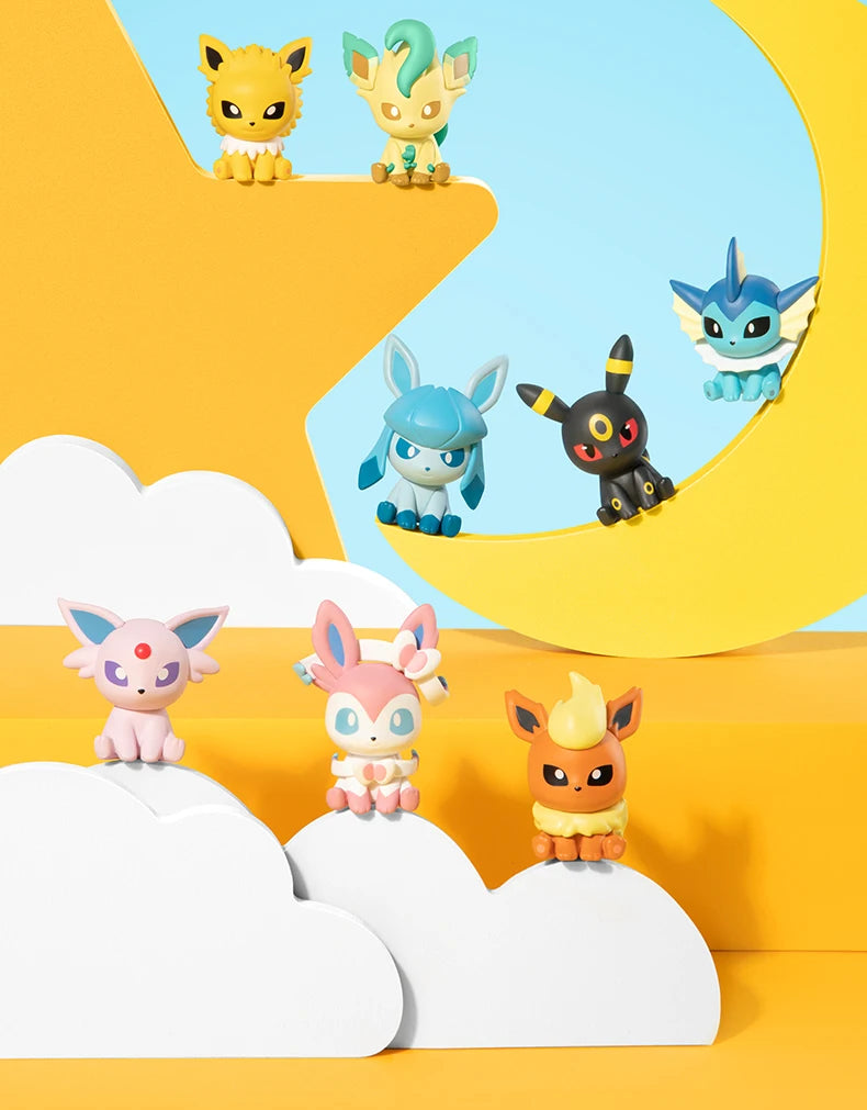 Pokémon Pokéball Mini Figure Toy Set – Eeveelutions, Pikachu, Starter & Classic Characters