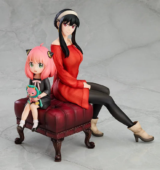 Spy x Family Yor & Anya Forger Figure – Anime Collectible Statue – Desk Decor & Fan Gift